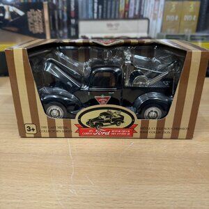 Golden Wheel Canadian Tire '40's Ford Motor Truck 1:24 Diecast